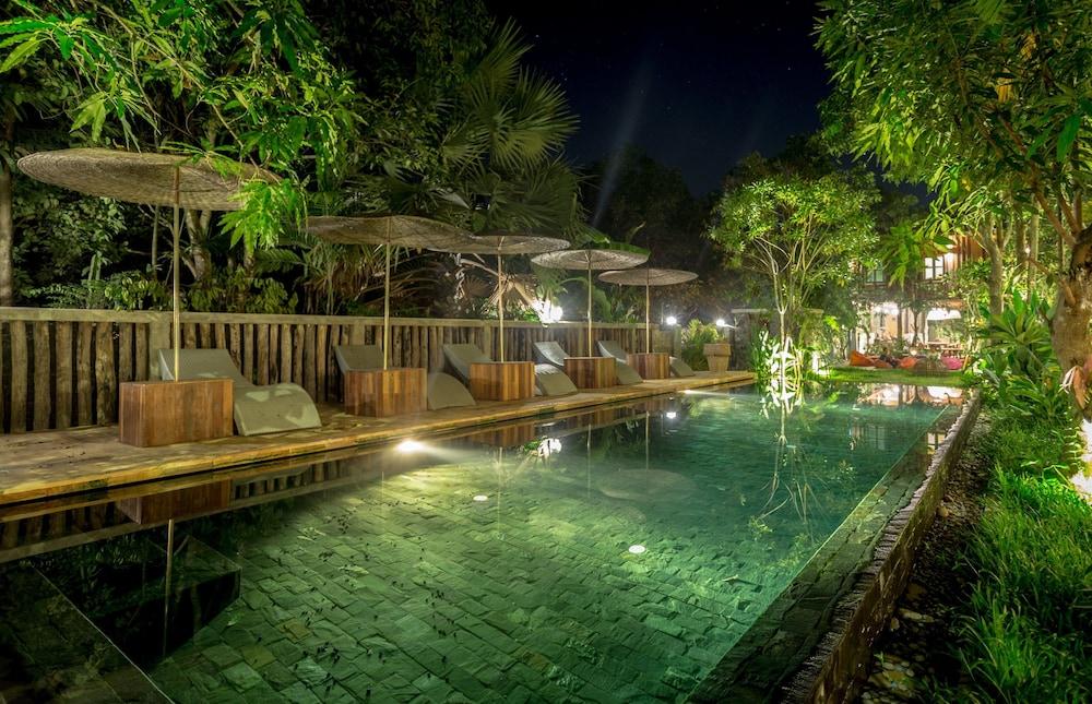 Isann Villa Siem Reap Buitenkant foto