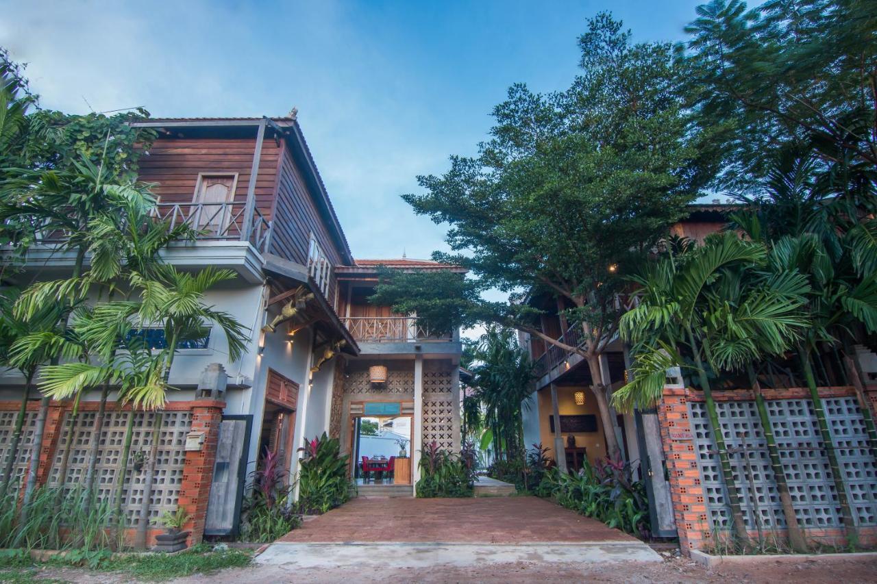 Isann Villa Siem Reap Buitenkant foto